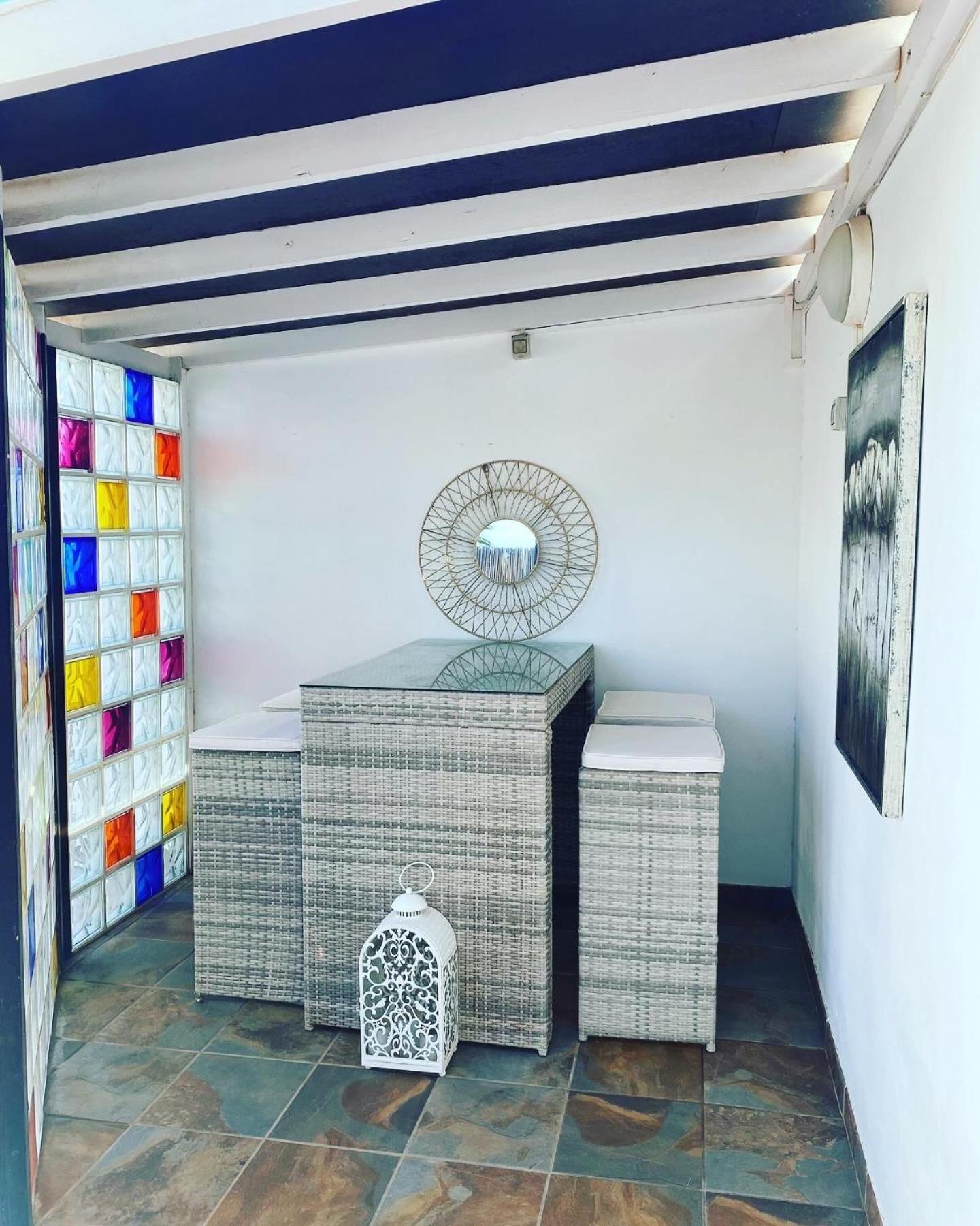 Large Apartment! Costa Teguise